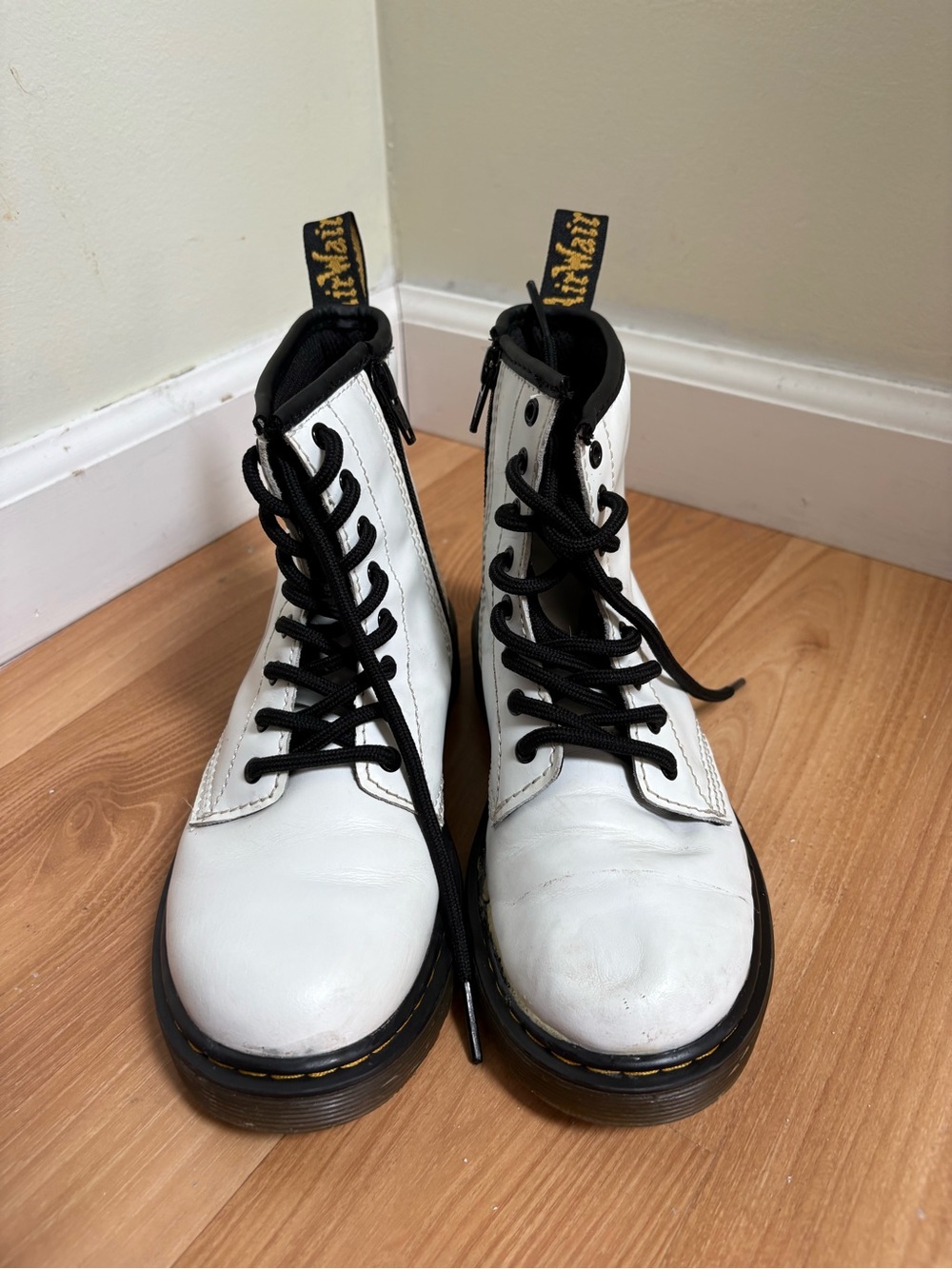 Dr. Martens White Lace-Up Kids Combat Boots with Black Trim - Picture 2 of 12